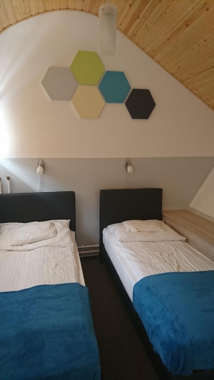 Hoforras Hotel Гюла Екстериор снимка